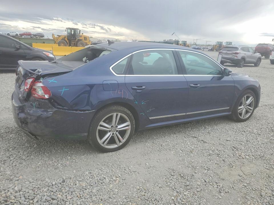 51346606 :رقم المزاد ، 1VWCV7A3XFC061988 vin ، 2015 Volkswagen Passat مزاد بيع