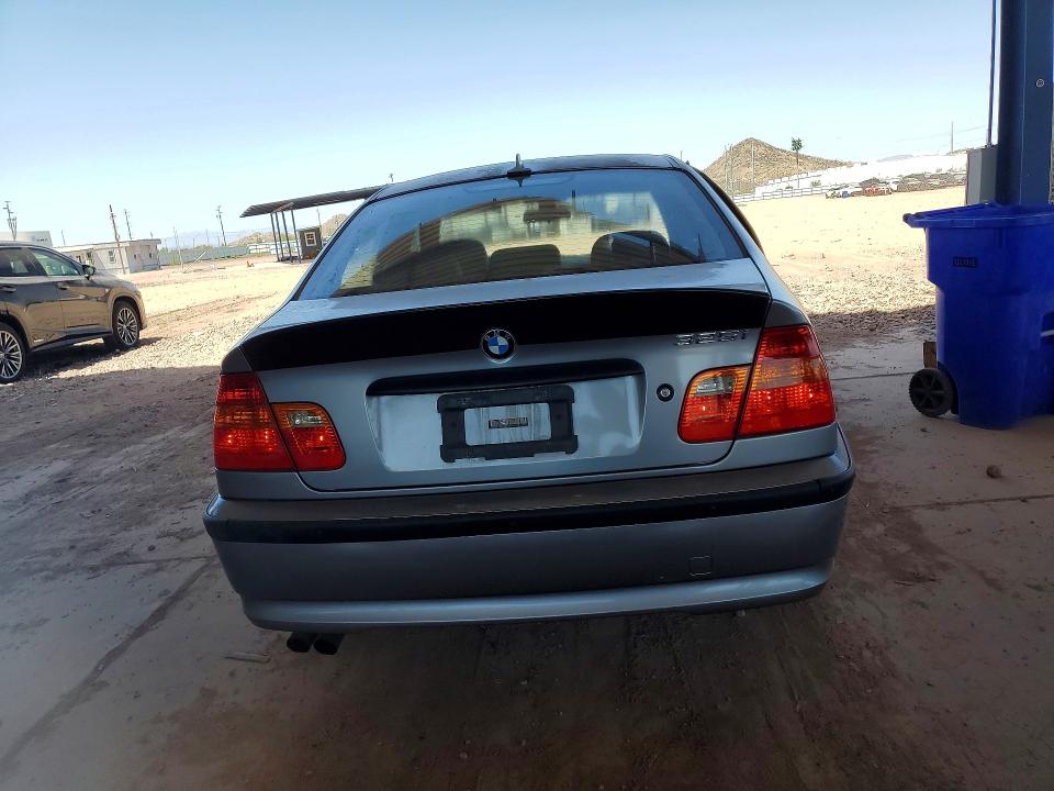 51410816 :رقم المزاد ، WBAET37405NJ85231 vin ، 2005 Bmw 325 مزاد بيع