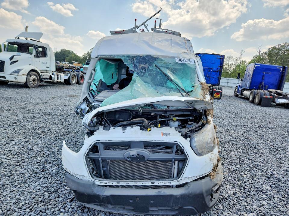 2025 Ford Transit მანქანა იყიდება აუქციონზე, vin: 1FTBR1C80SKB13556, აუქციონის ნომერი: 50945006