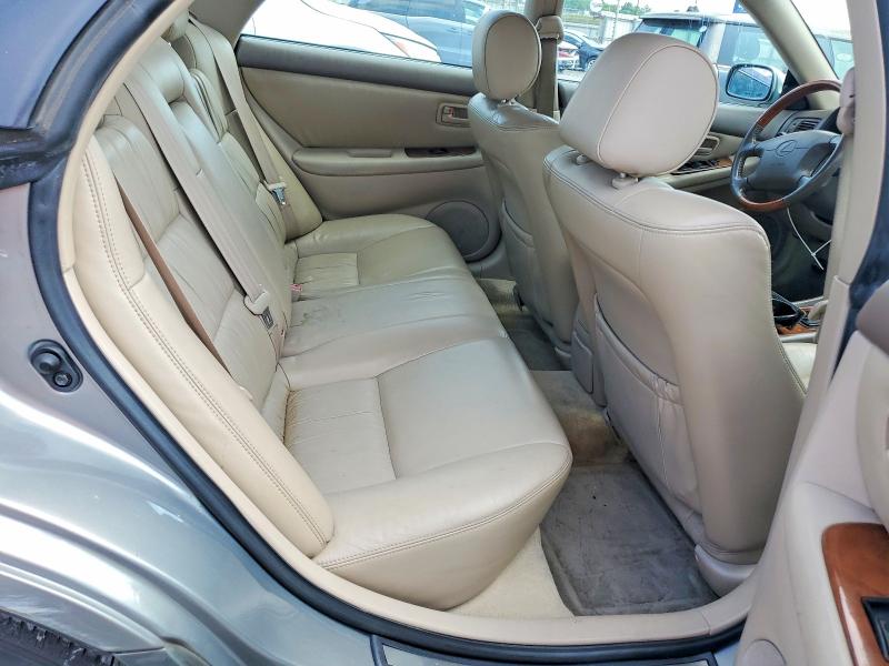 50562916 :رقم المزاد ، JT8BF28G3Y5101566 vin ، 2000 Lexus Es مزاد بيع