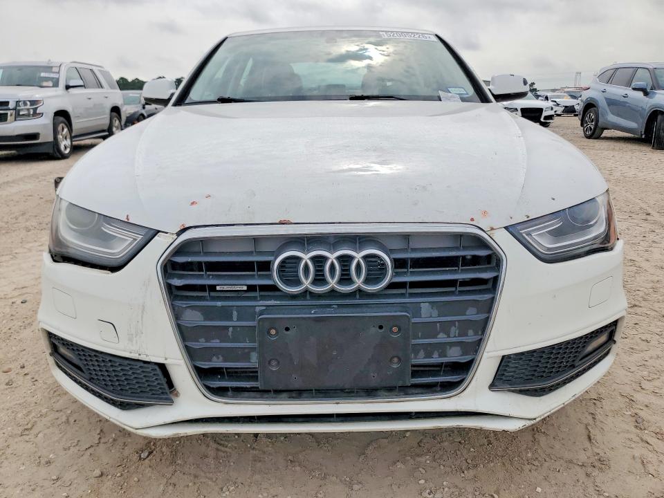 Продажа на аукционе авто 2015 Audi A4, vin: WAUBFAFL7FN002707, номер лота: 52005226