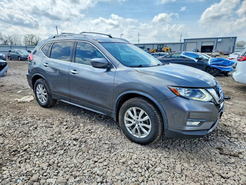Продаж на аукціоні авто 2017 Nissan Rogue, vin: JN8AT2MV3HW266610, номер лоту: 49478616