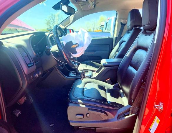 48854536 :رقم المزاد ، 1GCGTDEN4K1205612 vin ، 2019 Chevrolet Colorado مزاد بيع