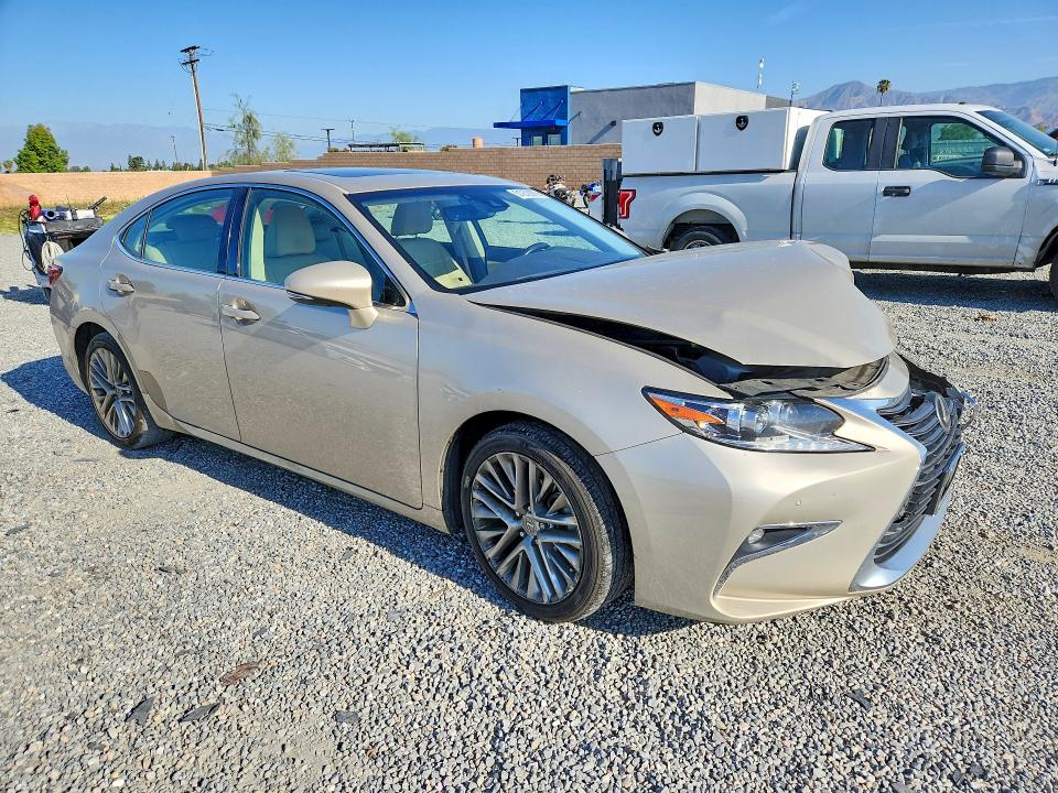 51270276 :رقم المزاد ، JTHBK1GG0G2223695 vin ، 2016 Lexus Es مزاد بيع