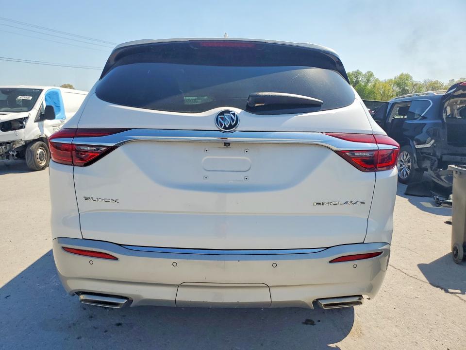 2018 Buick Enclave მანქანა იყიდება აუქციონზე, vin: 5GAERCKW6JJ211330, აუქციონის ნომერი: 49445656
