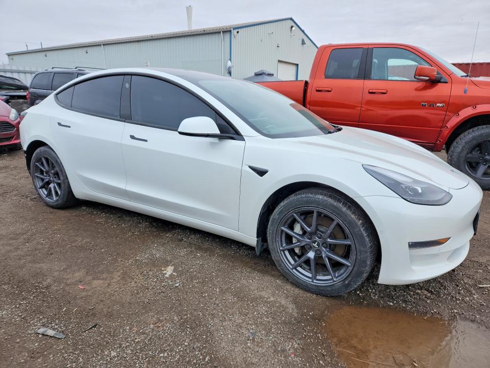 47803096 :رقم المزاد ، 5YJ3E1EB9NF202875 vin ، 2022 Tesla Model 3 مزاد بيع