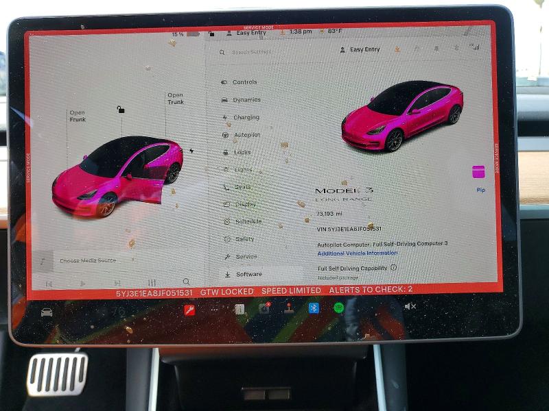 48292086 :رقم المزاد ، 5YJ3E1EA8JF051531 vin ، 2018 Tesla Model 3 مزاد بيع