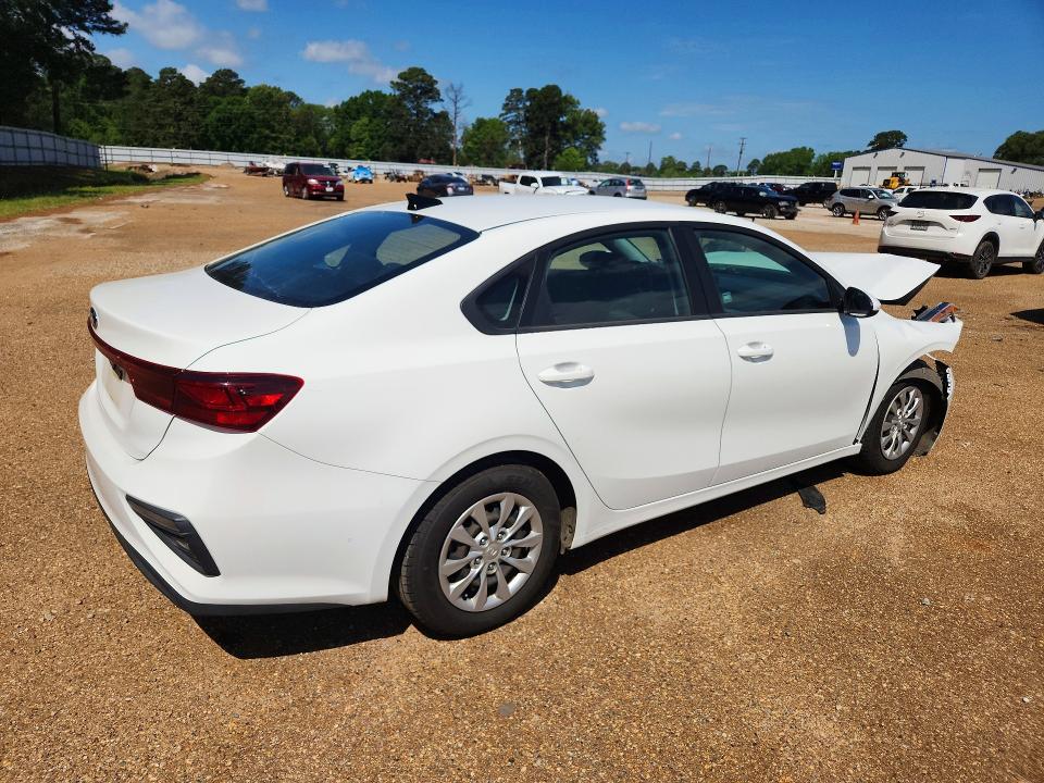 49544156 :رقم المزاد ، 3KPF24AD3ME276697 vin ، 2021 Kia Forte مزاد بيع