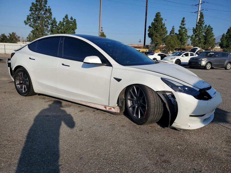 49002106 :رقم المزاد ، 5YJ3E1EA5PF645390 vin ، 2023 Tesla Model 3 مزاد بيع