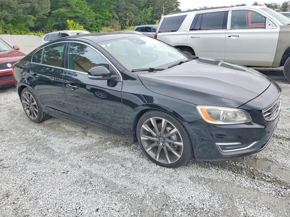 51155906 :رقم المزاد ، YV1612TM5F1359343 vin ، 2015 Volvo S60 مزاد بيع