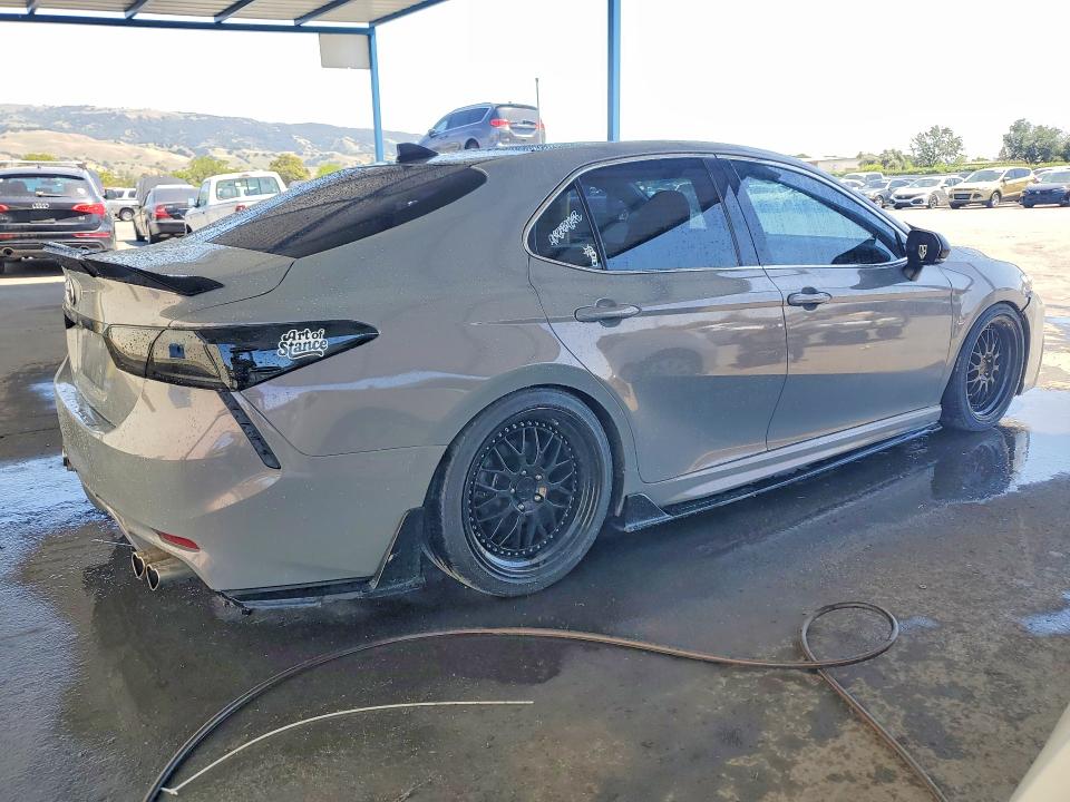 Продаж на аукціоні авто 2021 Toyota Camry, vin: 4T1K61AK2MU583582, номер лоту: 49651206