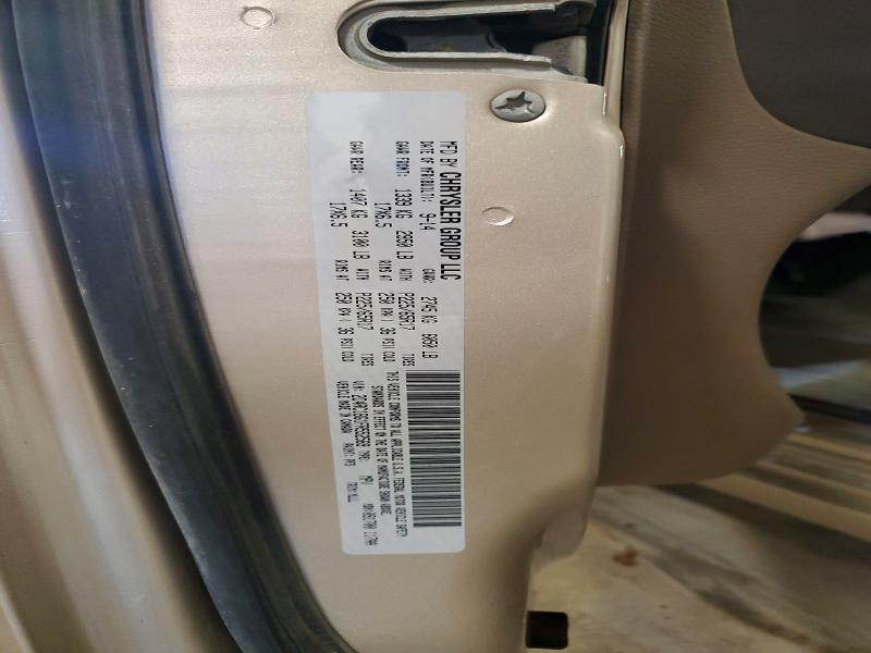 Auction sale of the 2015 Chrysler Town & Country, vin: 2C4RC1BG1FR552569, lot number: 50861266