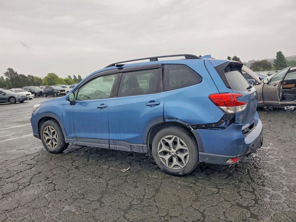 2020 Subaru Forester მანქანა იყიდება აუქციონზე, vin: JF2SKAGC7LH554068, აუქციონის ნომერი: 50679496