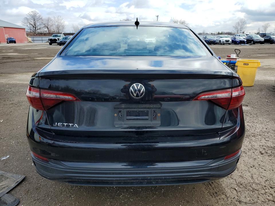 48108206 :رقم المزاد ، 3VWCM7BU9NM013888 vin ، 2022 Volkswagen Jetta مزاد بيع
