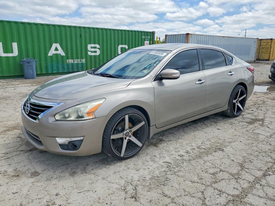 Продажа на аукционе авто 2015 Nissan Altima, vin: 1N4AL3APXFC197670, номер лота: 51382036