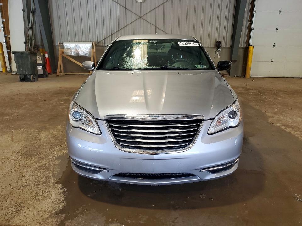 2013 Chrysler 200 მანქანა იყიდება აუქციონზე, vin: 1C3CCBAG8DN767782, აუქციონის ნომერი: 50259816