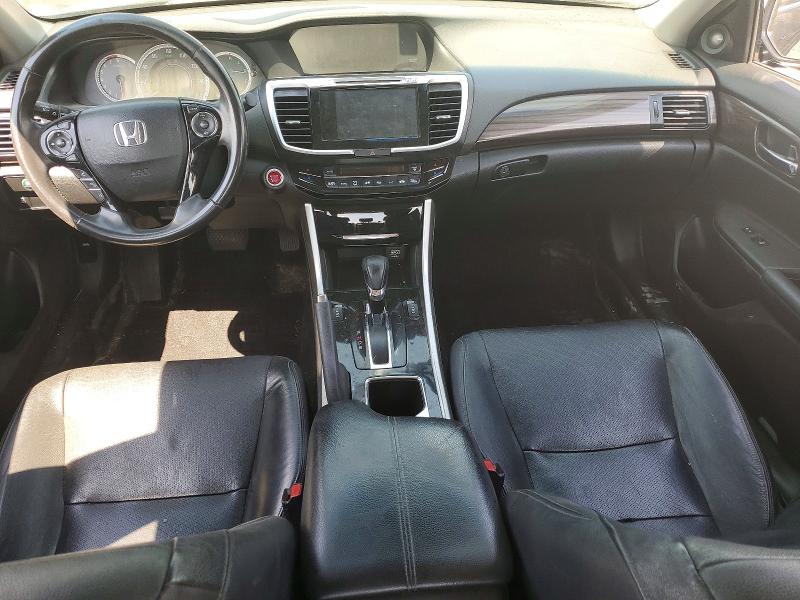 50825806 :رقم المزاد ، 1HGCR3F87HA027611 vin ، 2017 Honda Accord مزاد بيع