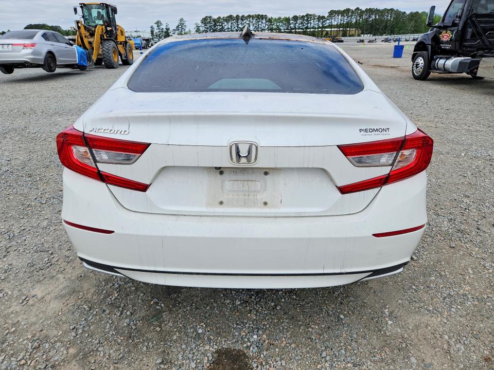 2018 Honda Accord მანქანა იყიდება აუქციონზე, vin: 1HGCV1F13JA180821, აუქციონის ნომერი: 50670826