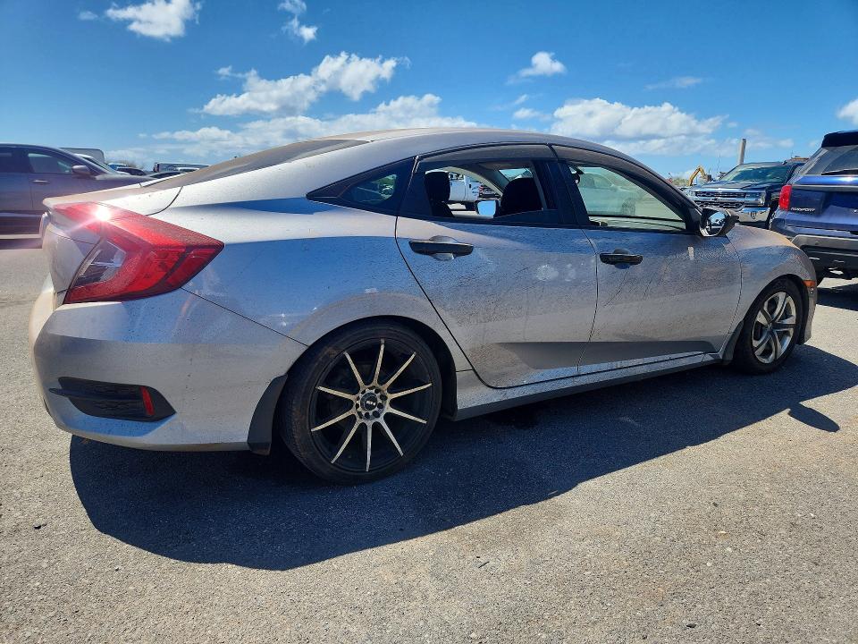Продаж на аукціоні авто 2018 Honda Civic, vin: 2HGFC2F55JH544279, номер лоту: 48502446
