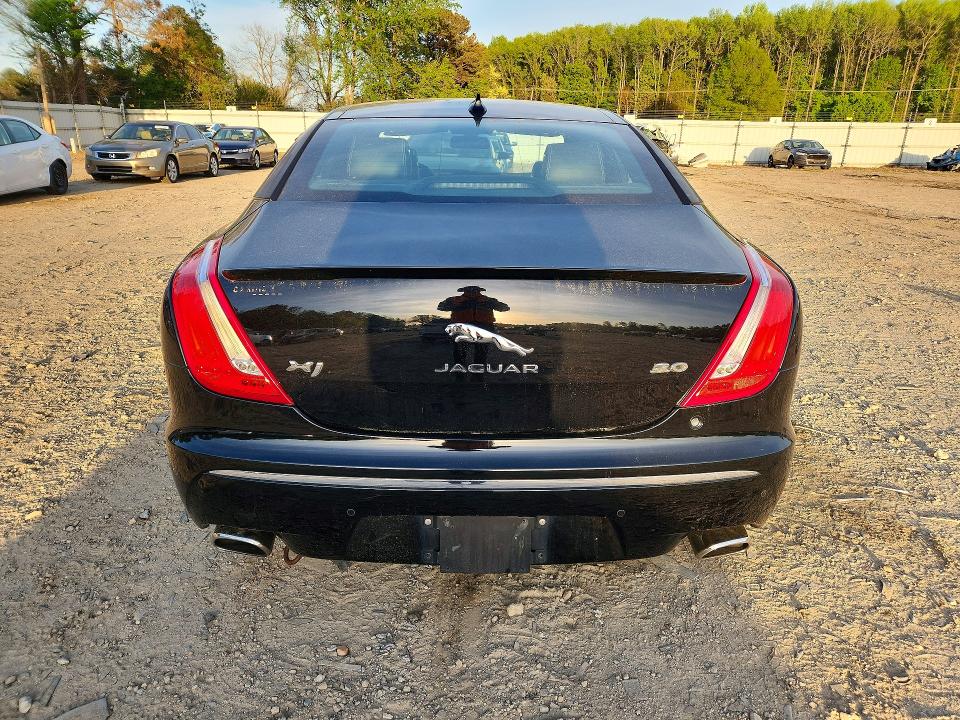Продаж на аукціоні авто 2015 Jaguar Xj, vin: SAJWA1CZ8F8V90810, номер лоту: 49495166