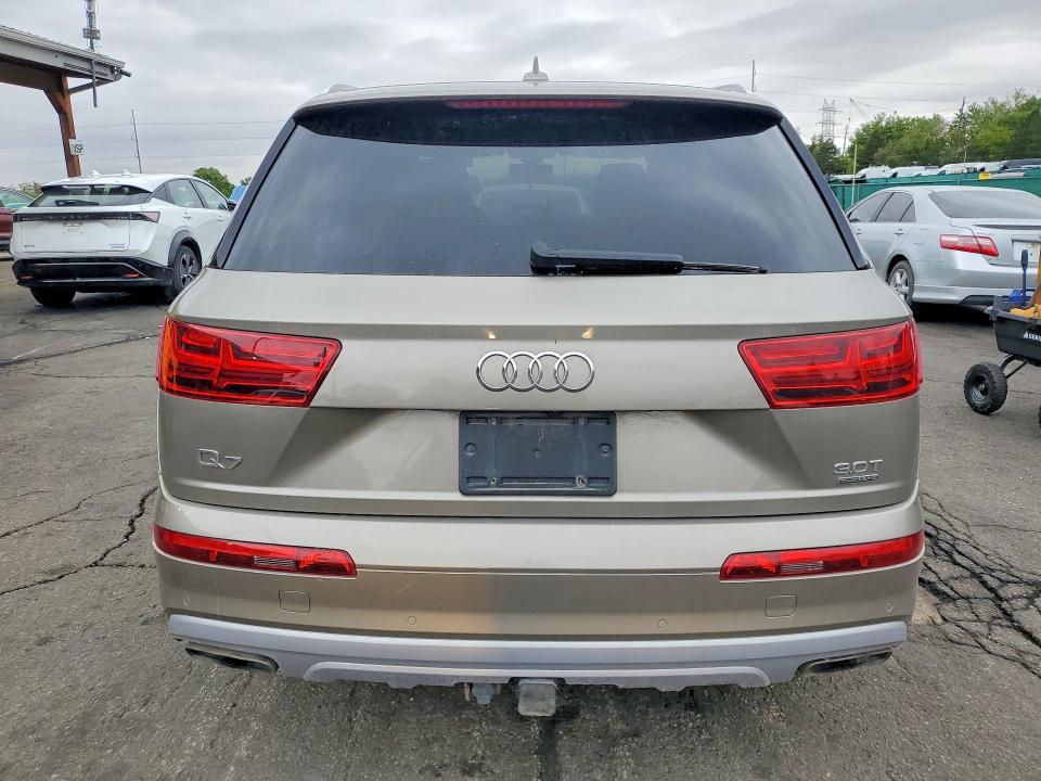 Продажа на аукционе авто 2017 Audi Q7, vin: WA1LAAF75HD050833, номер лота: 51568666