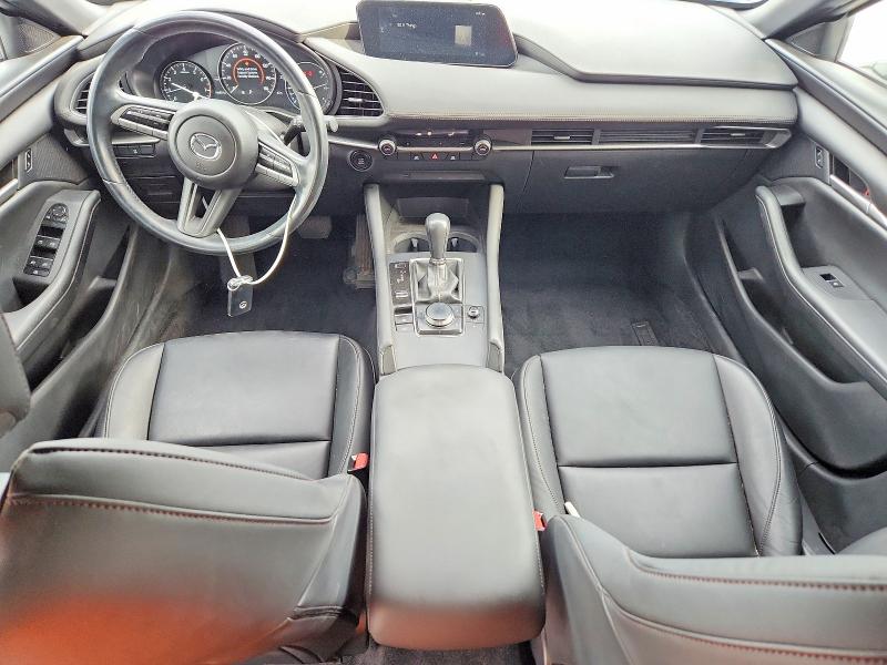 50128656 :رقم المزاد ، JM1BPAKL4M1327230 vin ، 2021 Mazda 3 مزاد بيع