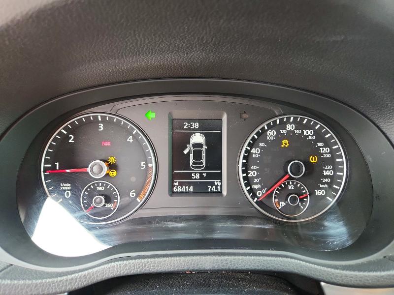 51675146 :رقم المزاد ، 1VWBV7A31FC034237 vin ، 2015 Volkswagen Passat مزاد بيع