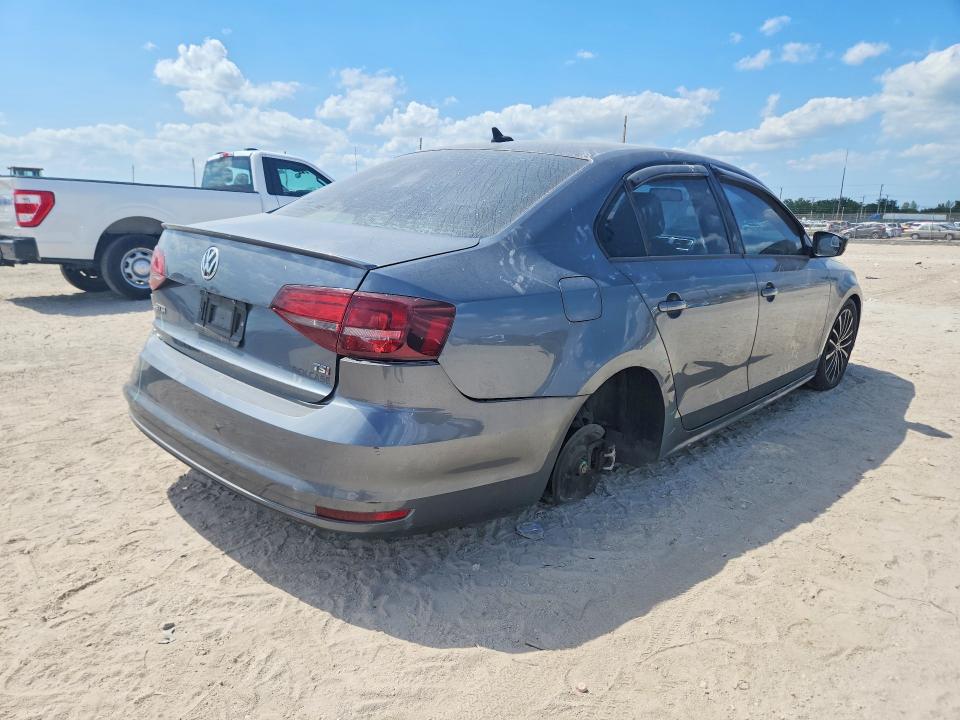 51120366 :رقم المزاد ، 3VWD17AJ7GM326462 vin ، 2016 Volkswagen Jetta مزاد بيع