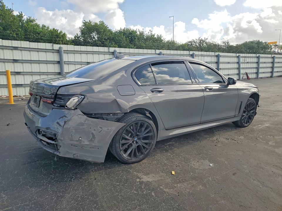48675516 :رقم المزاد ، WBA7T2C04NCH01241 vin ، 2022 Bmw 740 مزاد بيع