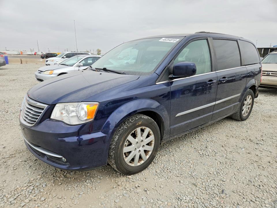 2015 Chrysler Town & Country მანქანა იყიდება აუქციონზე, vin: 2C4RC1BG7FR717752, აუქციონის ნომერი: 48354816