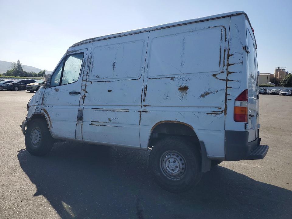 51265576 :رقم المزاد ، WD0PD144855807096 vin ، 2005 Dodge Sprinter مزاد بيع