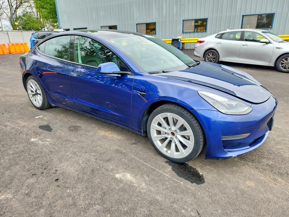 51327546 :رقم المزاد ، 5YJ3E1EA4NF369491 vin ، 2022 Tesla Model 3 مزاد بيع