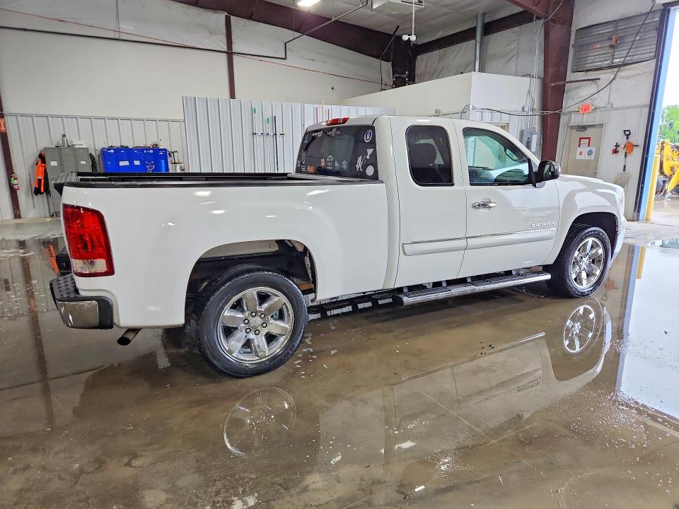 50752496 :رقم المزاد ، 1GTR1VE08DZ306763 vin ، 2013 Gmc Sierra مزاد بيع