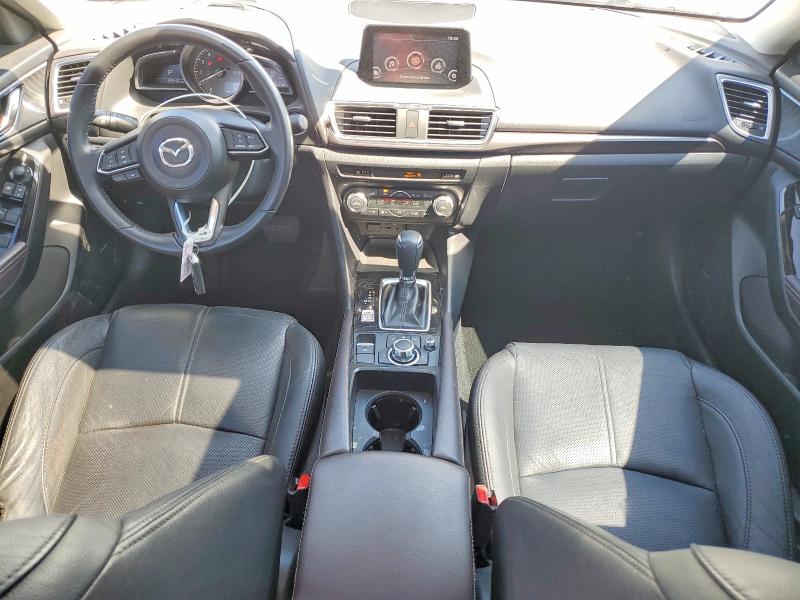 50322756 :رقم المزاد ، 3MZBN1W33JM264925 vin ، 2018 Mazda 3 مزاد بيع