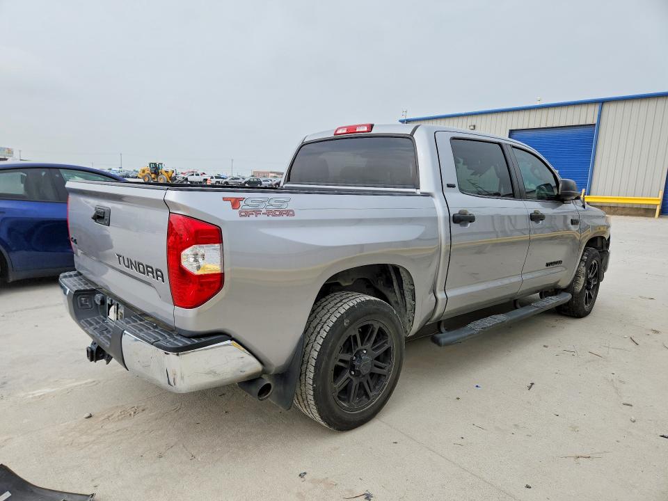 Продаж на аукціоні авто 2019 Toyota Tundra, vin: 5TFDW5F12KX796550, номер лоту: 51154276