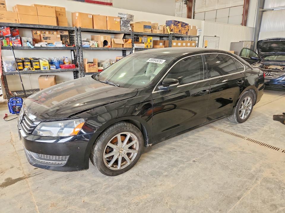 2015 Volkswagen Passat მანქანა იყიდება აუქციონზე, vin: 1VWBT7A32FC004797, აუქციონის ნომერი: 49994926