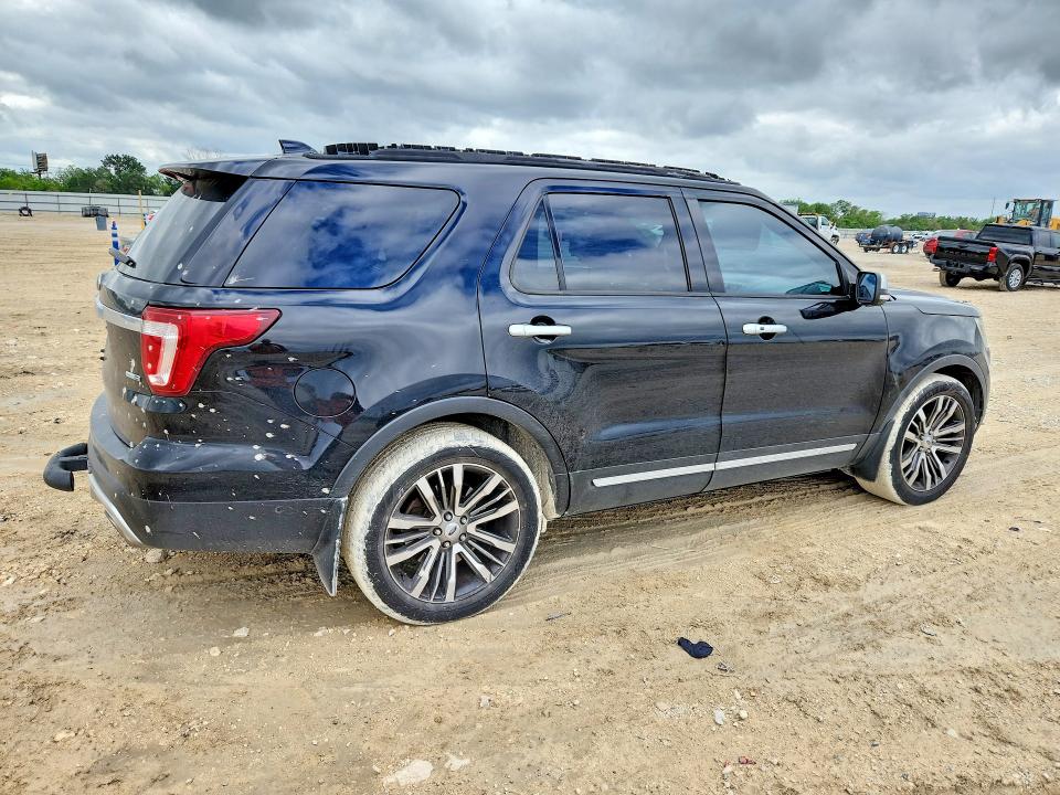 50936136 :رقم المزاد ، 1FM5K8HTXHGC04901 vin ، 2017 Ford Explorer مزاد بيع