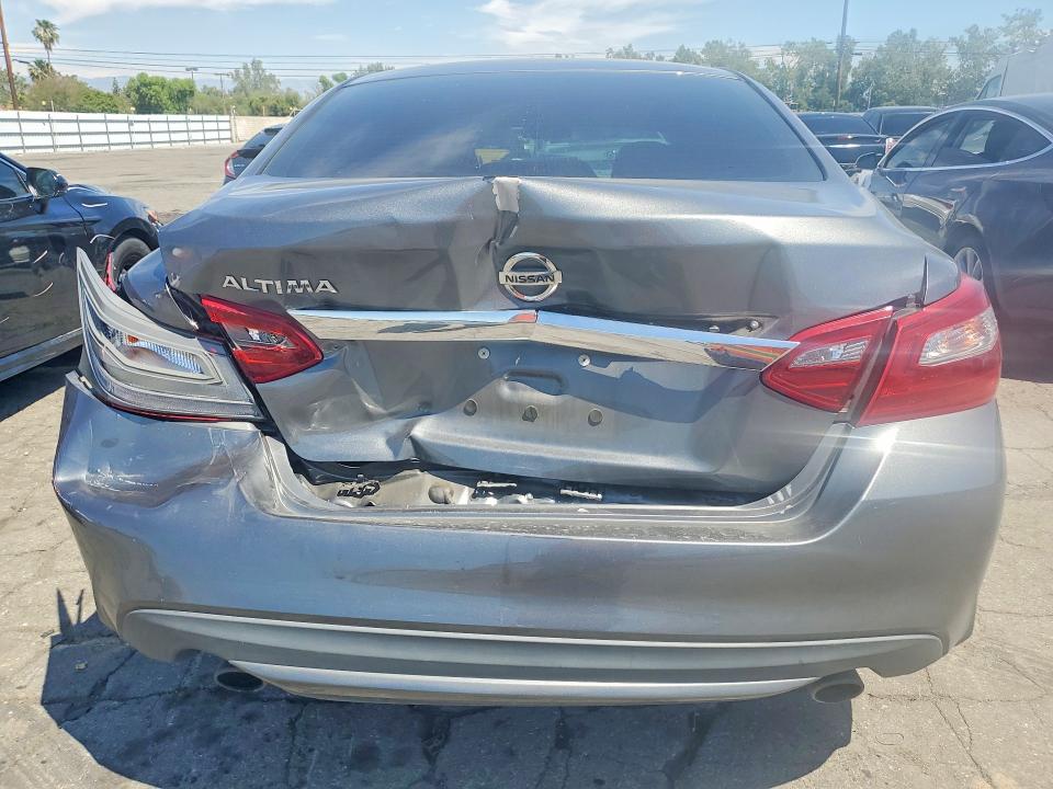 47822296 :رقم المزاد ، 1N4AL3AP8JC110518 vin ، 2018 Nissan Altima مزاد بيع