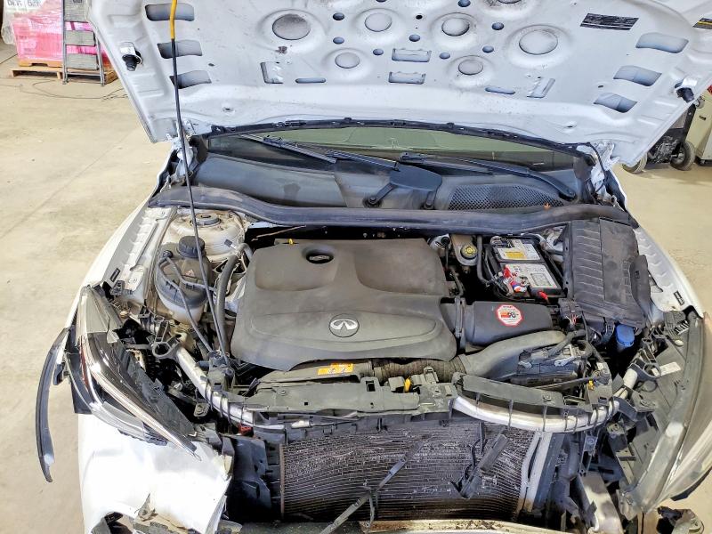 48717376 :رقم المزاد ، SJKCH5CP7JA005152 vin ، 2018 Infiniti Qx30 مزاد بيع