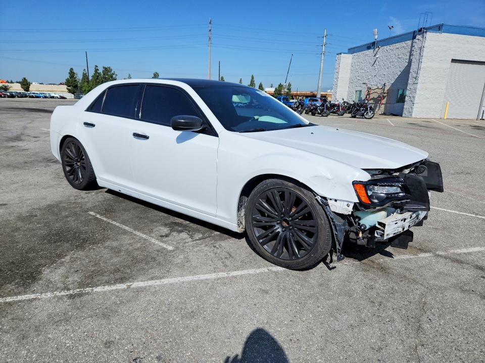 50626856 :رقم المزاد ، 2C3CCABG9DH699431 vin ، 2013 Chrysler 300 مزاد بيع