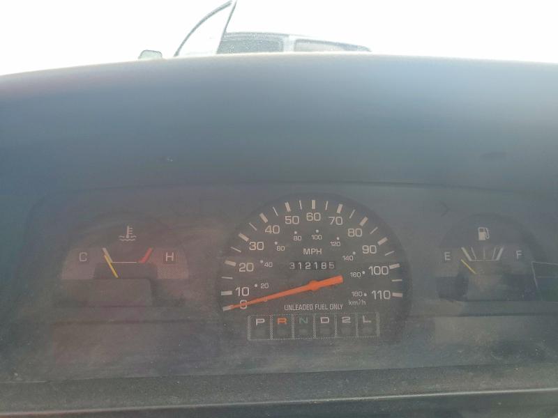 49330156 :رقم المزاد ، 4TARN81P8RZ279804 vin ، 1994 Toyota Pickup مزاد بيع