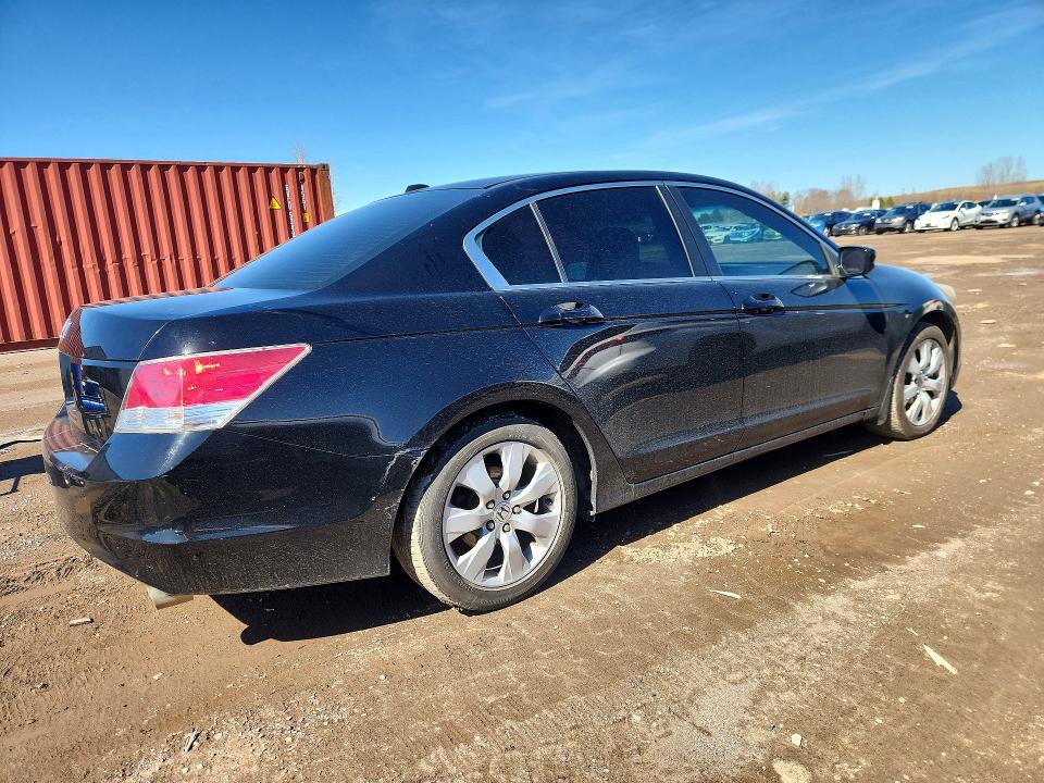 Продажа на аукционе авто 2010 Honda Accord, vin: 1HGCP2F8XAA802361, номер лота: 49982916