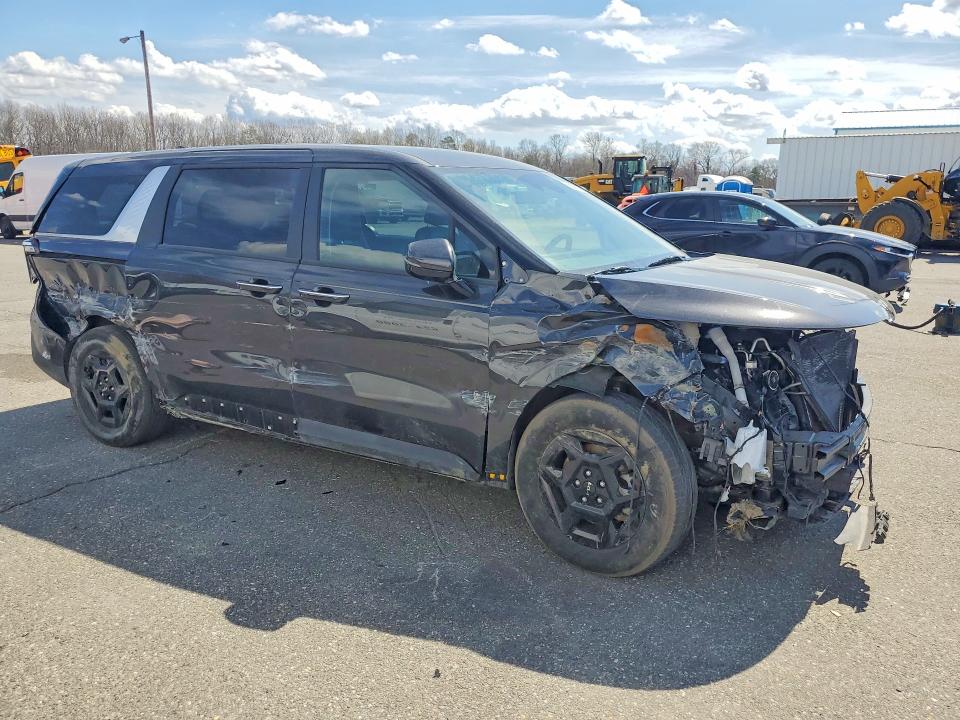 2025 Kia Carnival მანქანა იყიდება აუქციონზე, vin: KNDNB5K39S6496727, აუქციონის ნომერი: 47716606