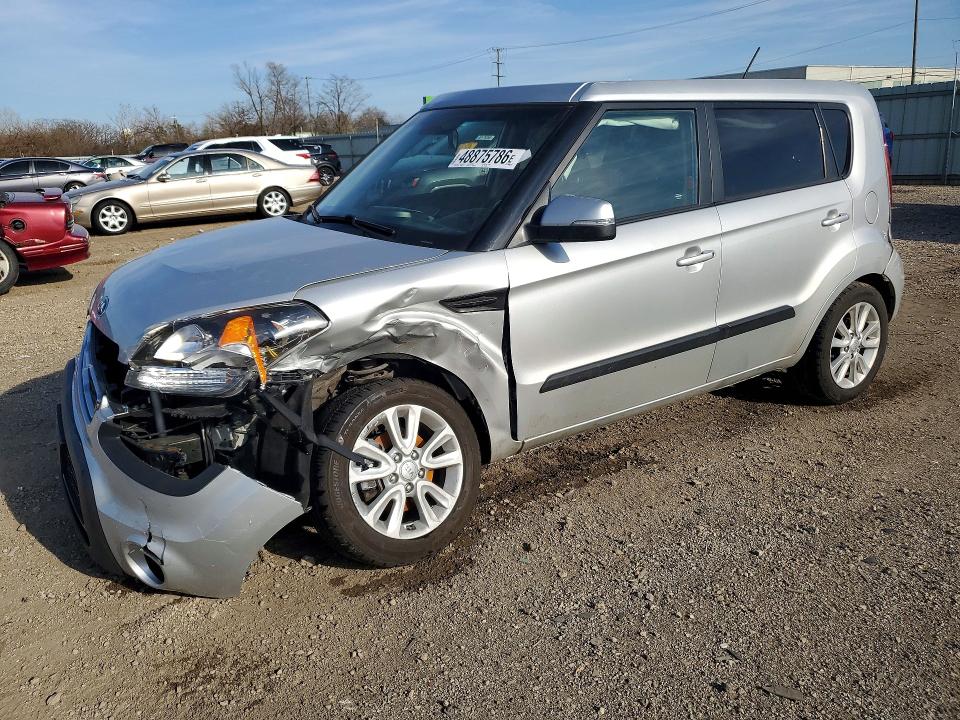 Продажа на аукционе авто 2013 Kia Soul, vin: KNDJT2A67D7761132, номер лота: 48875786