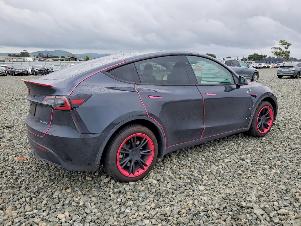 48095366 :رقم المزاد ، 7SAYGDEE2RF060907 vin ، 2024 Tesla Model Y مزاد بيع