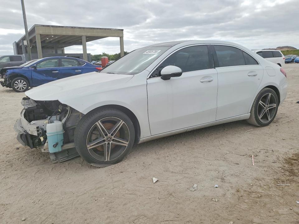Продажа на аукционе авто 2019 Mercedes-benz A, vin: WDD3G4EB3KW022509, номер лота: 48905756
