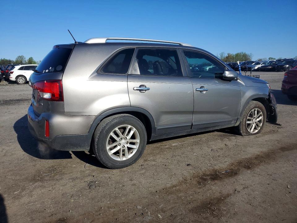 2015 Kia Sorento მანქანა იყიდება აუქციონზე, vin: 5XYKT3A67FG660334, აუქციონის ნომერი: 48307406