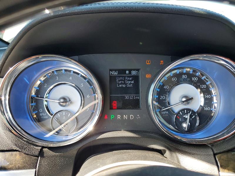 2011 Chrysler 300c მანქანა იყიდება აუქციონზე, vin: 2C3CA6CT9BH559472, აუქციონის ნომერი: 50396516