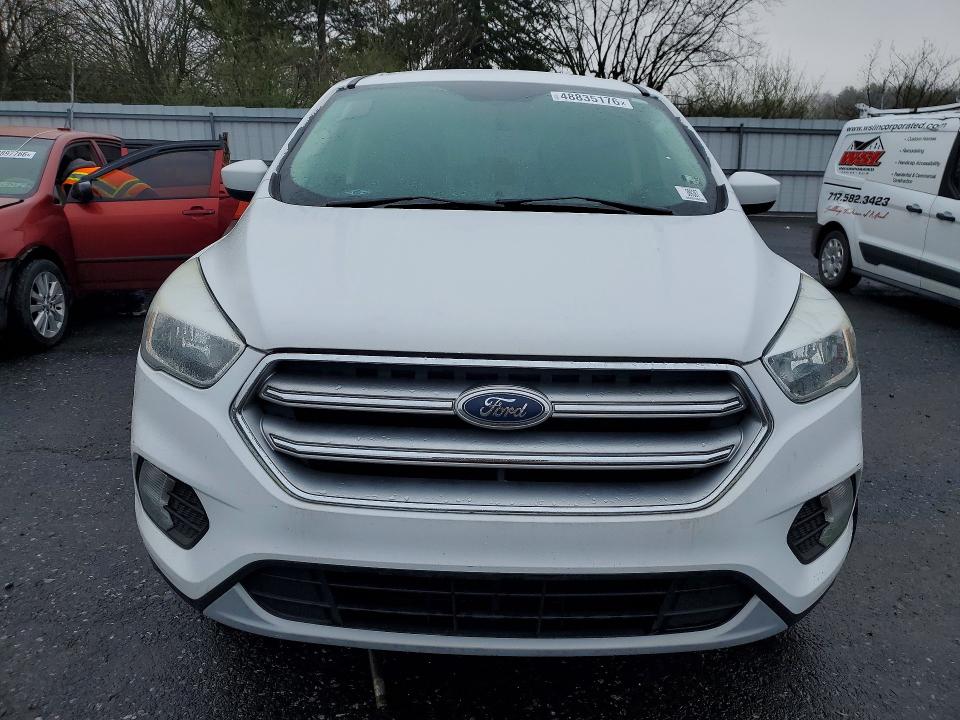 48835176 :رقم المزاد ، 1FMCU9GD6HUC58974 vin ، 2017 Ford Escape مزاد بيع