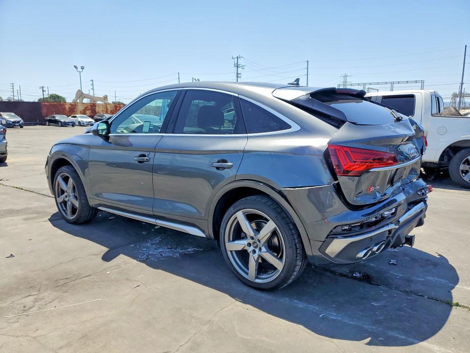 51675666 :رقم المزاد ، WA114AFY6N2107782 vin ، 2022 Audi Sq5 مزاد بيع